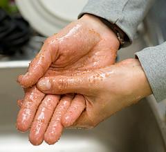 -Exfoliating_hands / photo from http://skincare.lovetoknow.com