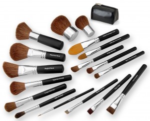 make-up-tools-/ photo from http://www.stylezplus.com