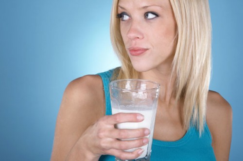 woman-drinking-milk / photo from http://www.sheknows.com